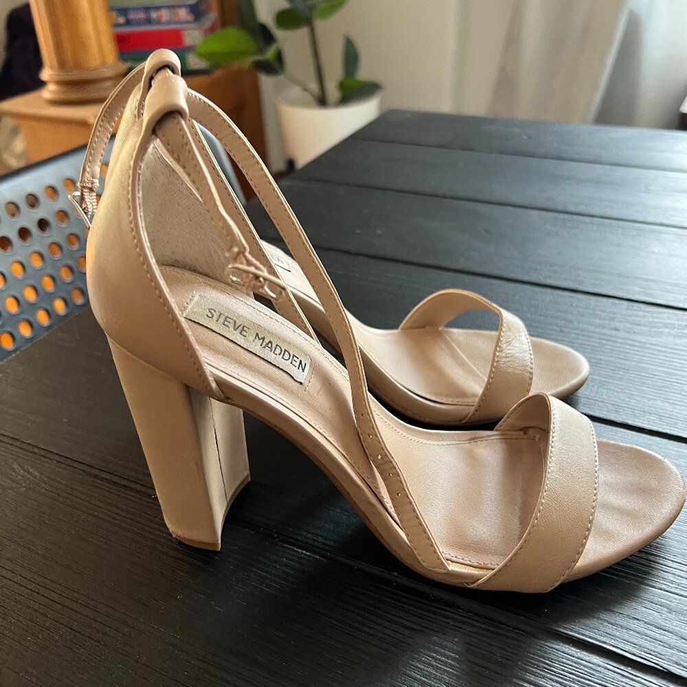 Steve Madden Carrson Blush Leather 4in heel Size 9.5W
